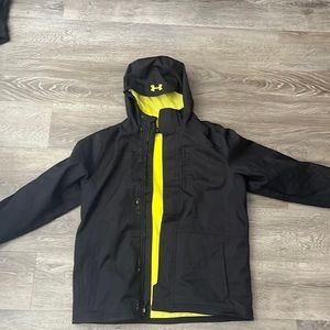 Black and yellow Under Amrmour coat